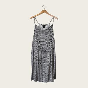 EUC | Lane Bryant | Zigzag Cowl Sleeveless Dress | Black/White | Size 14/16